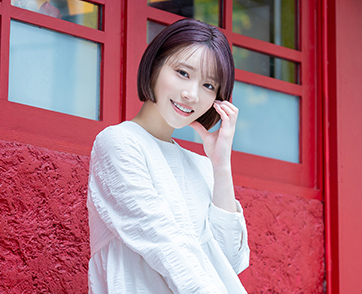 สัมภาษณ์พิเศษ เจาะลึก 2 ตัวตน! ‘ไซกะ คาวาคิตะ’ (Saika Kawakita) และ ‘โมเอนะ’ (Moena) เผยความแตกต่าง รวมถึงความฝันที่ ‘ซาบซ่า’ เหมือนน้ำอัดลม